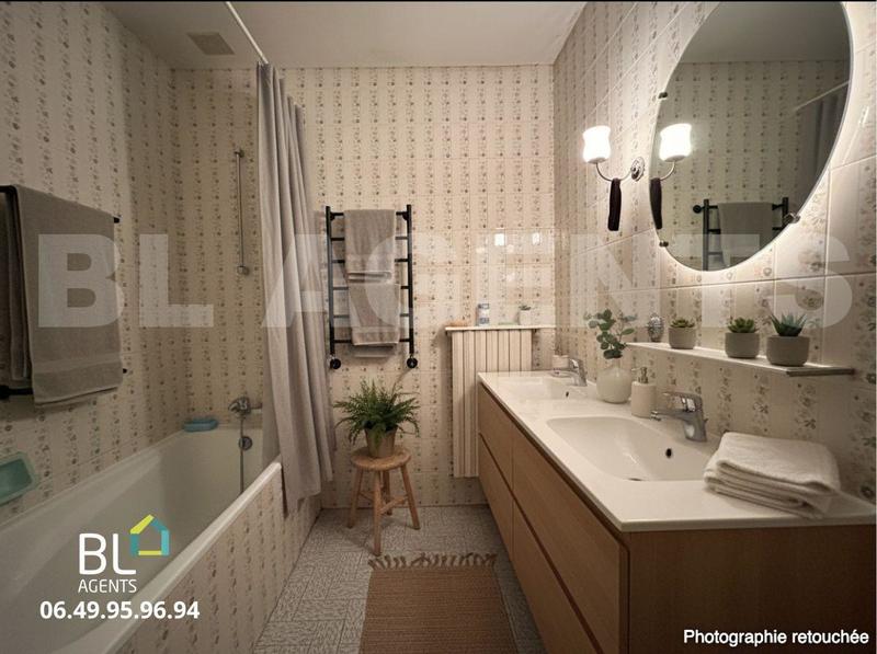 Maison traditionnelle - 226 m² - 7 pièces