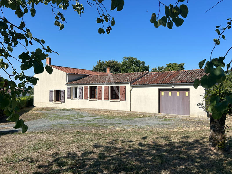 Maison - 111 m² - 4 pièces