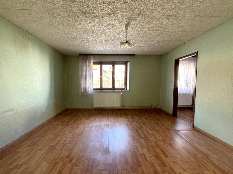 Maison traditionnelle - 142 m² - 7 pièces