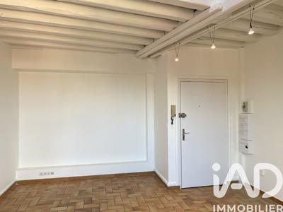 Studio - 50 m² - 1 pièce