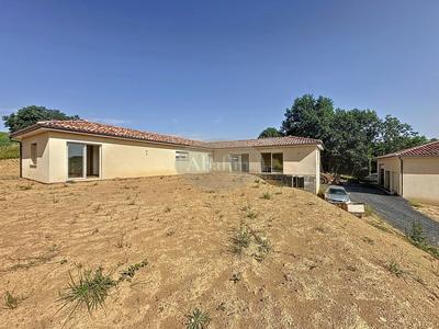 Maison - 146 m² - 4 pièces