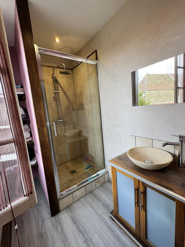 Maison - 224 m² - 10 pièces