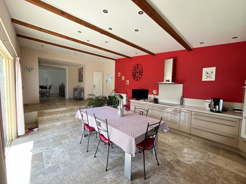 Maison - 190 m² - 4 pièces