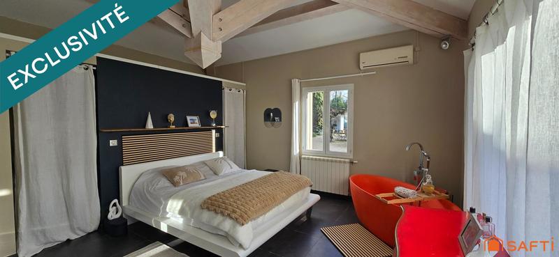 Maison - 293 m² - 8 pièces