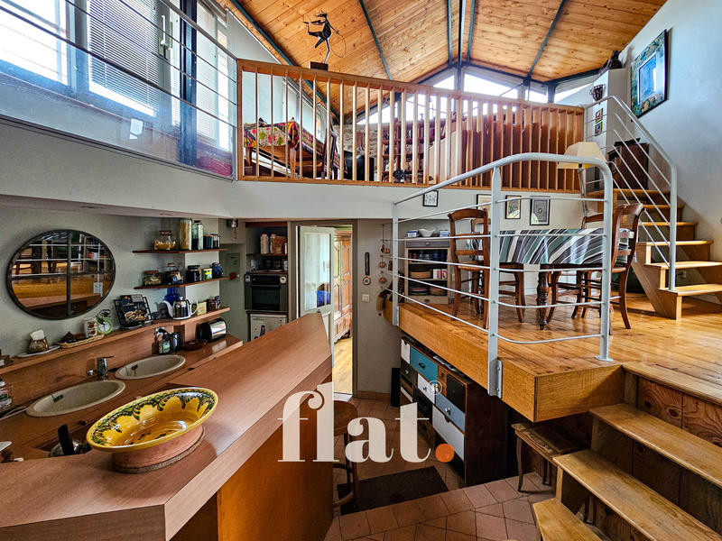 Maison - 122 m² - 6 pièces