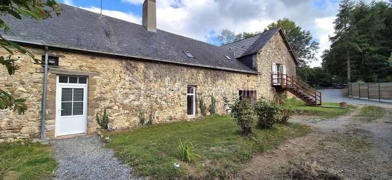 Corps de ferme - 160 m² - 6 pièces