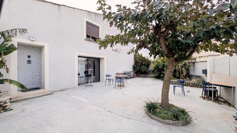 Maison - 159 m² - 7 pièces