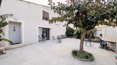 Maison - 159 m² - 7 pièces