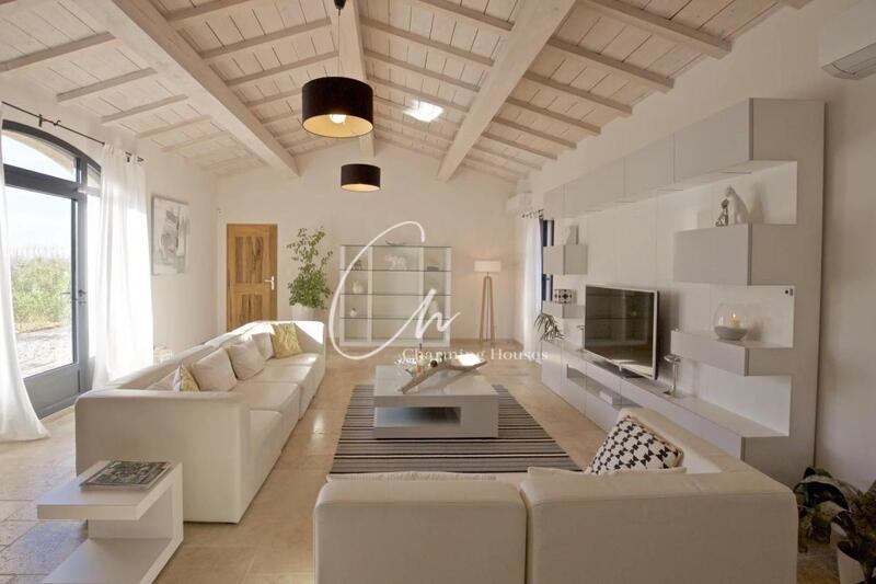 Propriété - 285 m² - 8 pièces