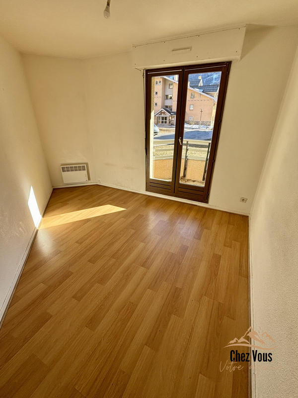 Appartement - 76 m² - 4 pièces