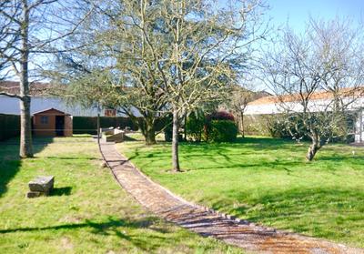 Maison - 196 m² - 6 pièces