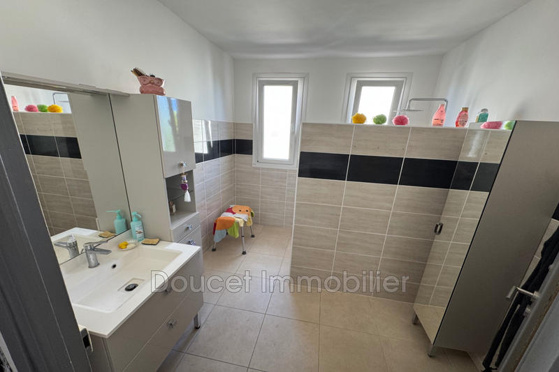 Appartement - 167 m² - 6 pièces