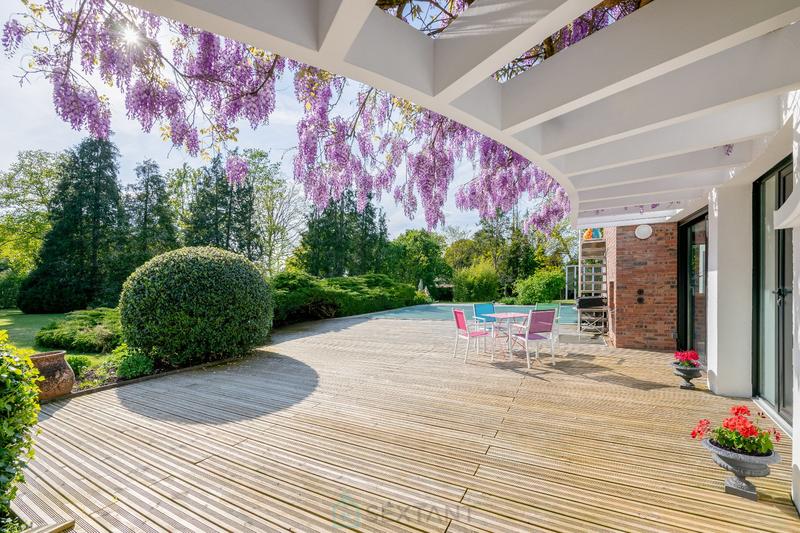 Maison d'architecte - 215 m² - 6 pièces