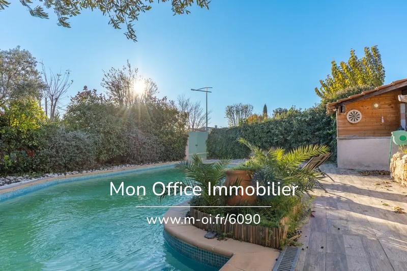 Maison - 165 m² - 6 pièces