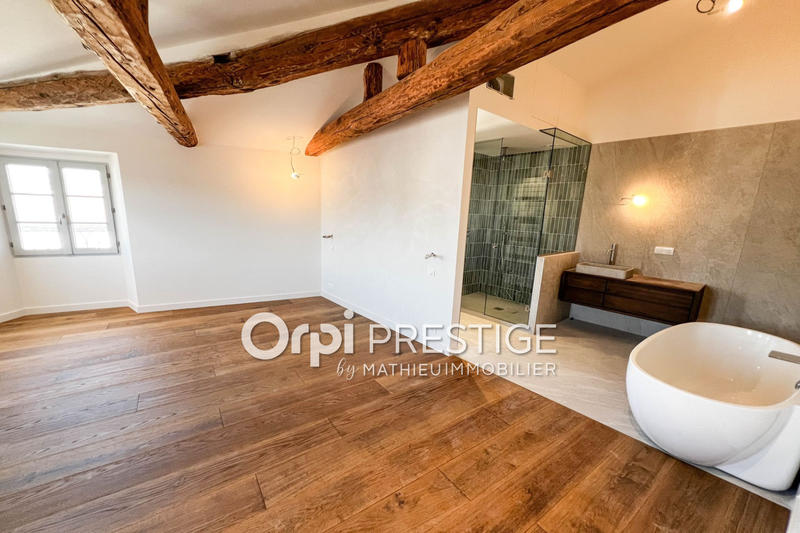 Maison chambre d'hôtes - 209 m² - 7 pièces