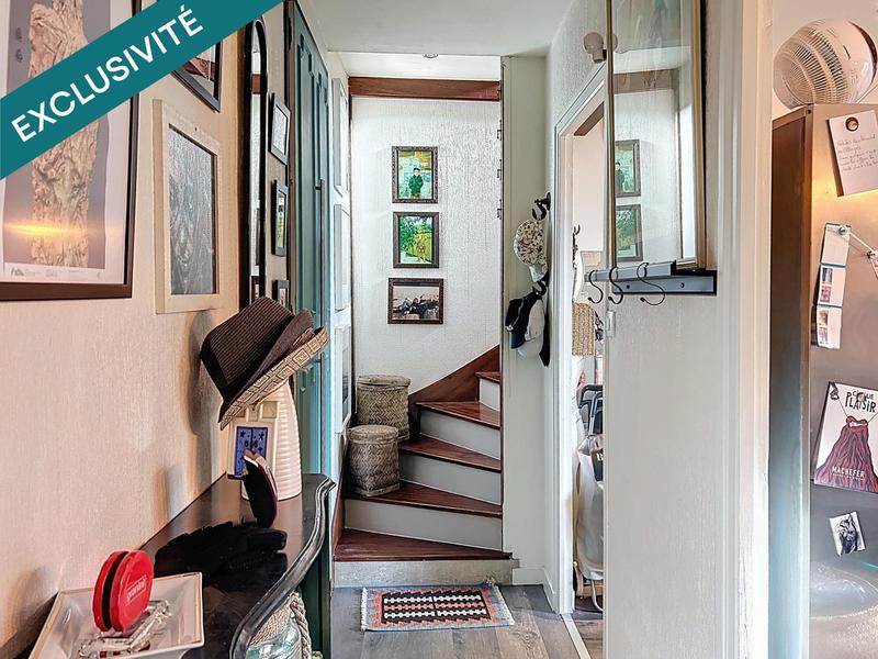 Maison - 207 m² - 7 pièces