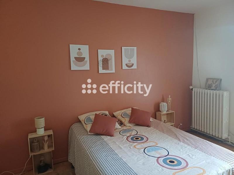 Maison - 177 m² - 7 pièces