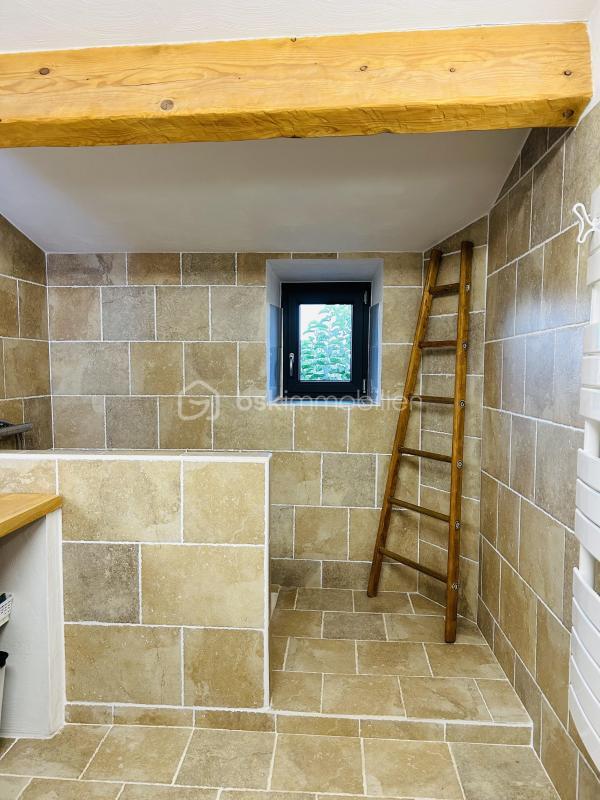 Maison - 181 m² - 6 pièces