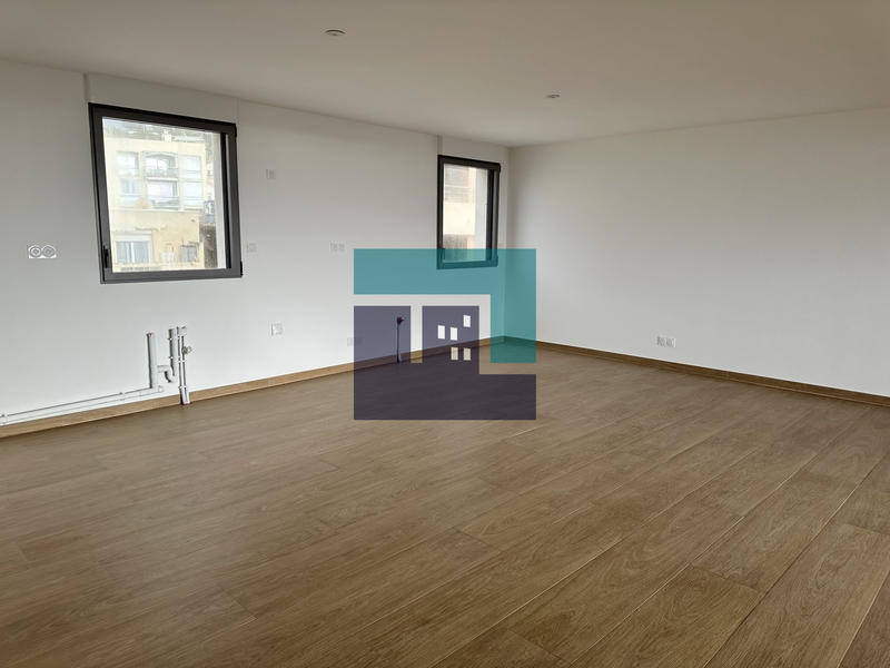 Appartement - 115 m² - 4 pièces