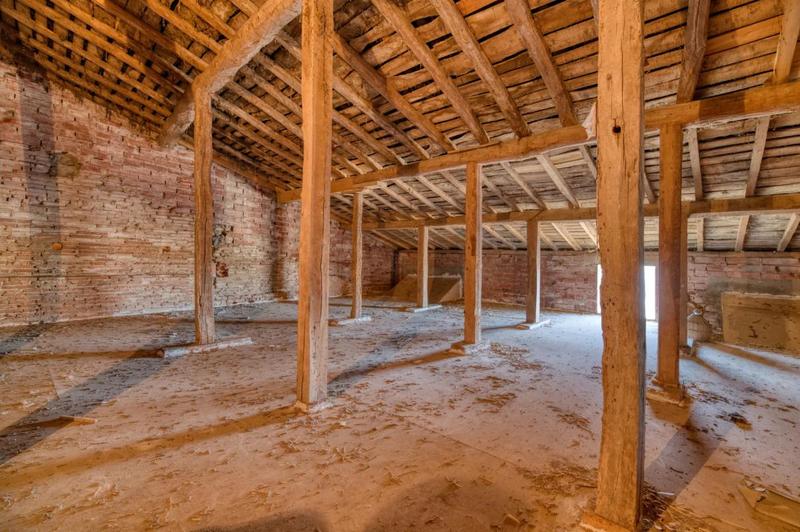 Maison - 200 m² - 8 pièces