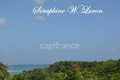 Terrain constructible - 1 815 m²