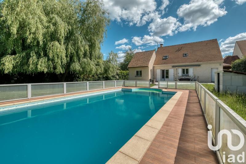 Maison - 122 m² - 6 pièces