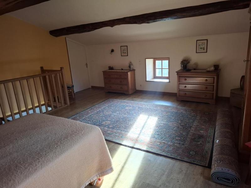 Maison - 140 m² - 4 pièces