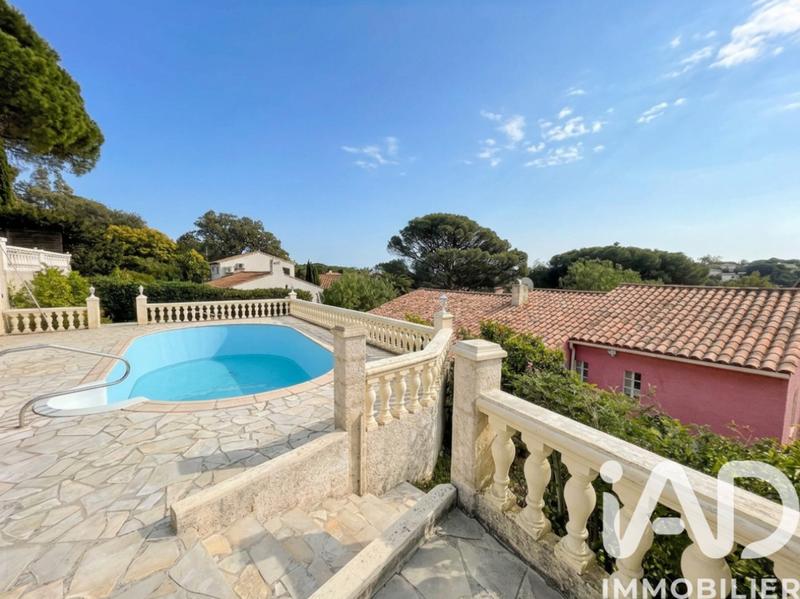 Maison - 92 m² - 4 pièces