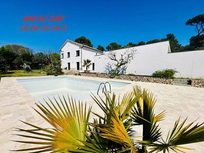 Maison - 173 m² - 7 pièces