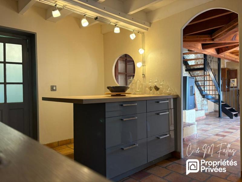 Appartement - 74 m² - 2 pièces