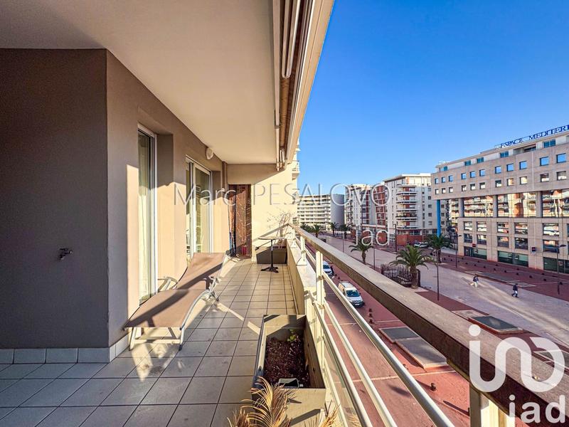 Appartement - 110 m² - 4 pièces