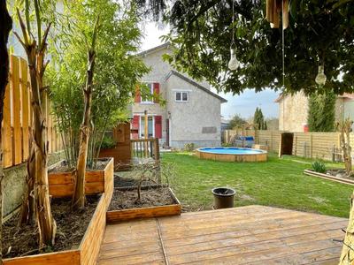 Maison - 152 m² - 6 pièces