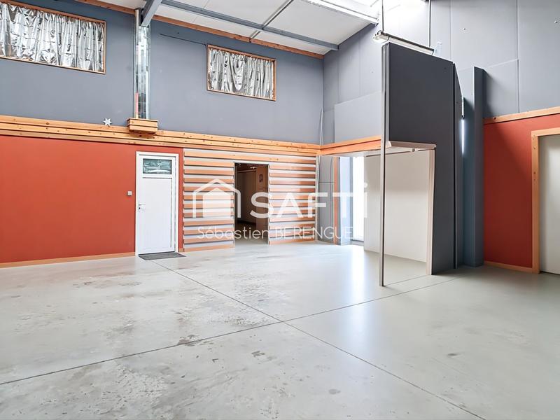 Local commercial - 300 m² - 7 pièces
