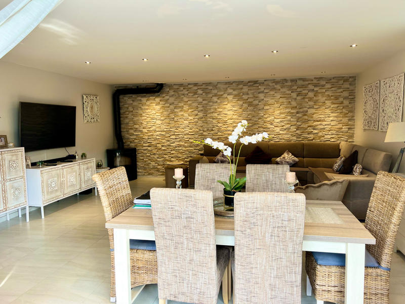 Villa - 220 m² - 7 pièces