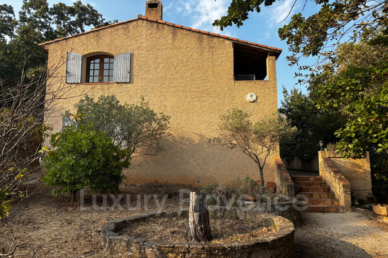 Maison - 141 m² - 6 pièces