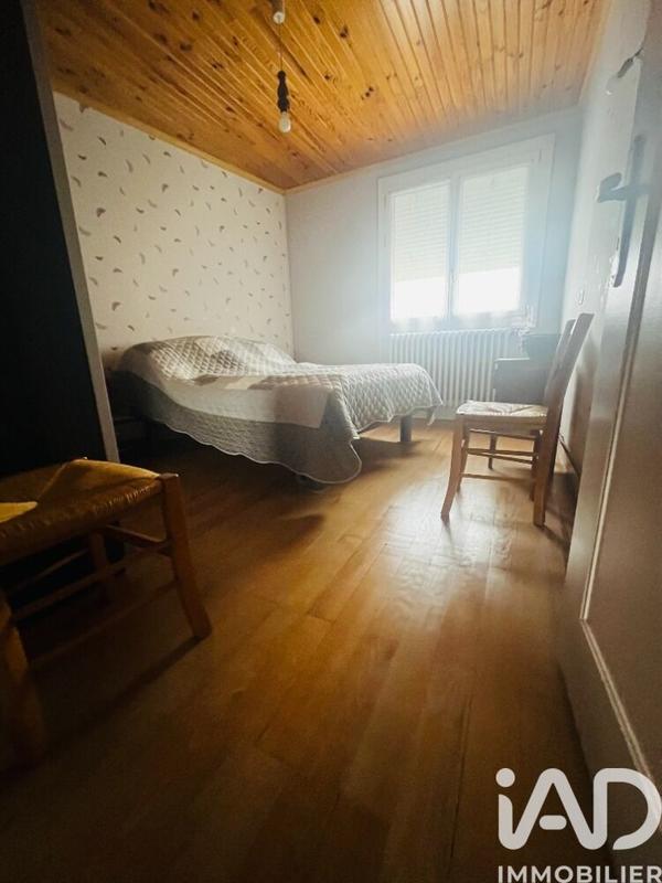 Appartement - 93 m² - 5 pièces