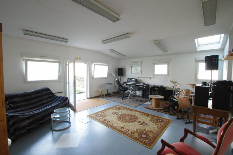 Local commercial - 110 m²