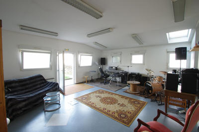 Local commercial - 110 m²