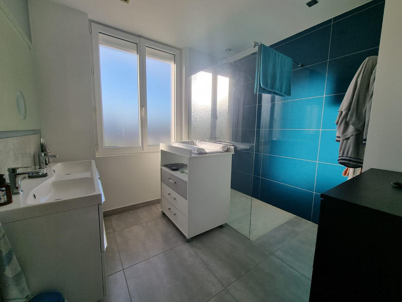 Maison - 169 m² - 6 pièces