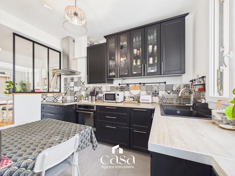 Appartement - 77 m² - 3 pièces