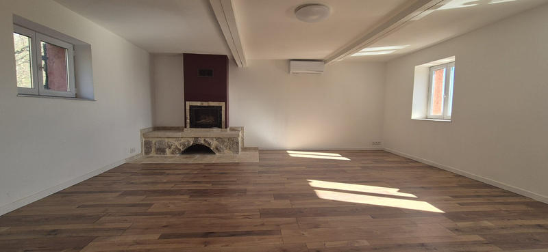 Maison traditionnelle - 99 m² - 4 pièces