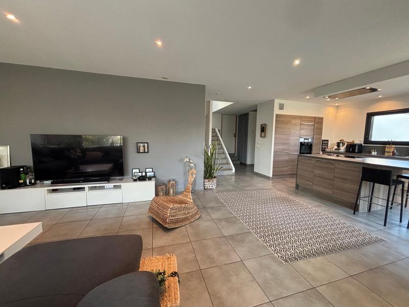 Villa - 150 m² - 4 pièces