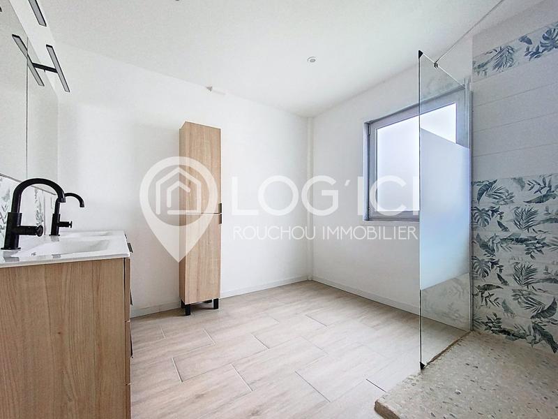 Maison - 200 m² - 6 pièces