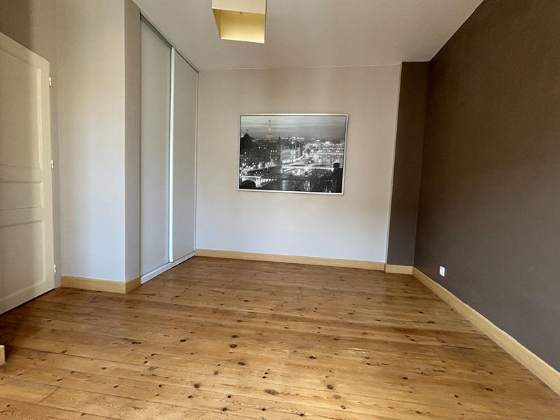 Maison - 101 m² - 5 pièces