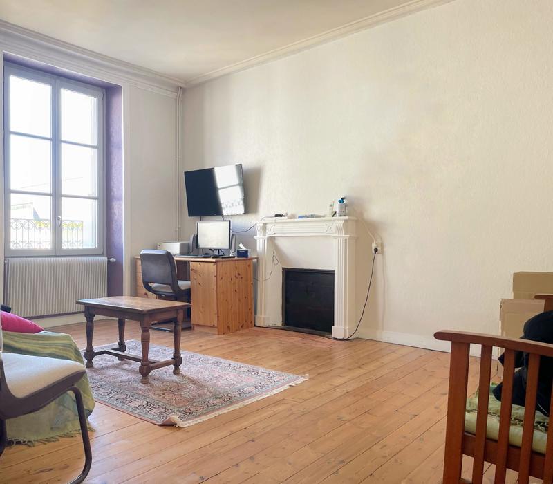 Maison - 194 m² - 9 pièces