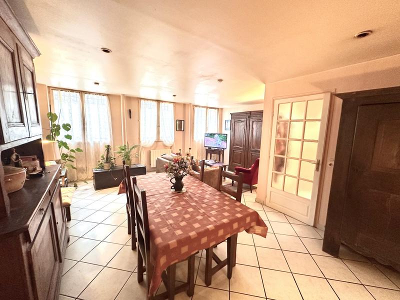 Appartement - 60 m² - 2 pièces