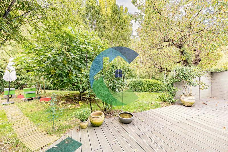 Pavillon - 125 m² - 6 pièces