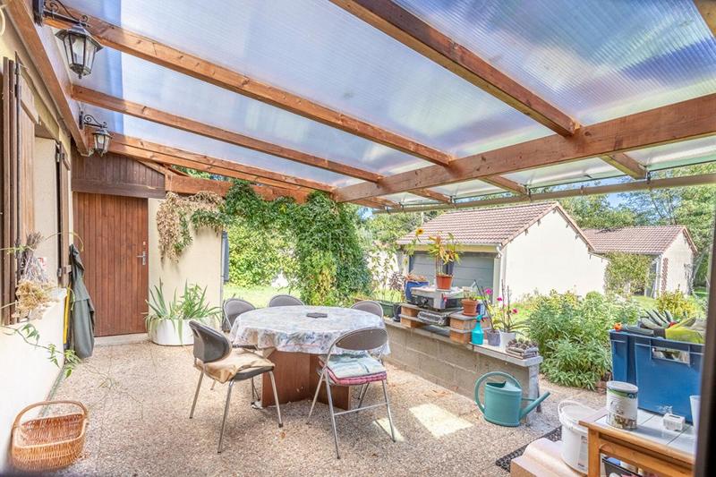 Maison - 200 m² - 8 pièces