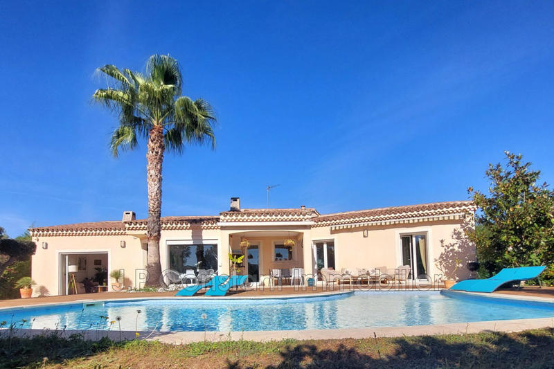 Maison - 157 m² - 6 pièces