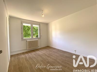 Appartement - 69 m² - 4 pièces